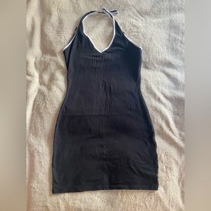 DIVIDED black knit dress